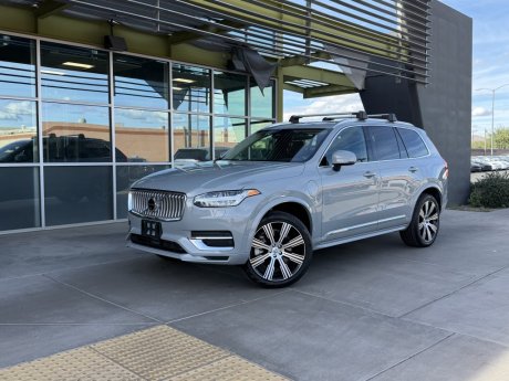 2024 Volvo XC90 Recharge Plug-In Hybrid T8 Plus Bright Theme