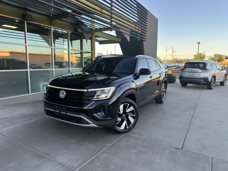 2024 Volkswagen Atlas Cross Sport 2.0T SE w/Technology