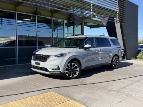 2024 Kia Carnival EX