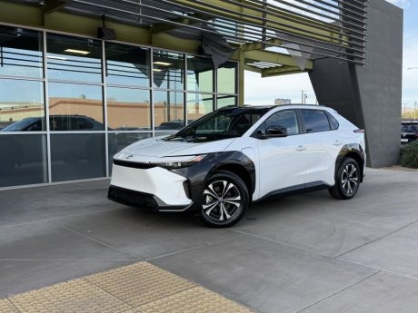 2024 Toyota bZ4X