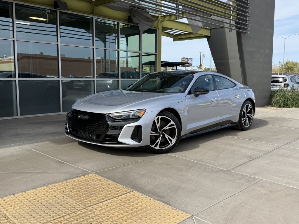 2022 Audi e-tron GT Premium Plus (008709) Main Image