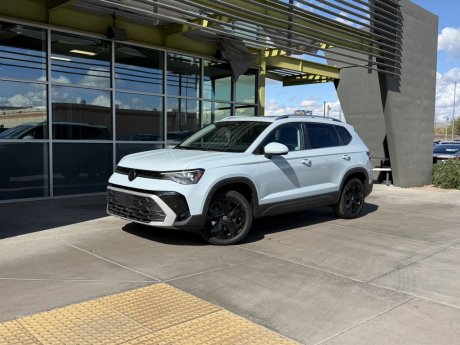 2025 Volkswagen Taos 1.5T SE