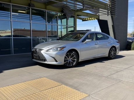 2025 Lexus ES