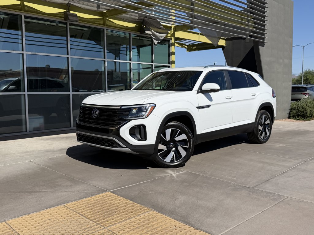 2024 Volkswagen Atlas Cross Sport SE w/Tech