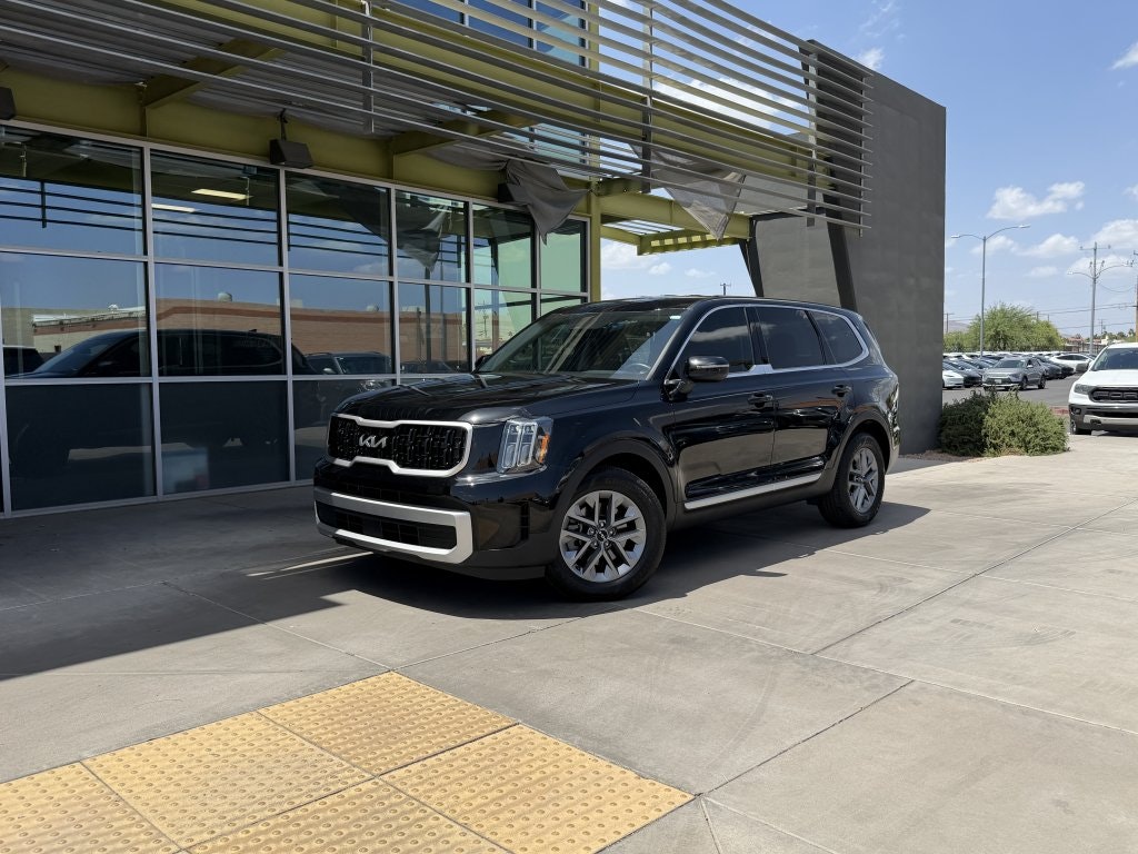 2023 Kia Telluride LX (396131) Main Image