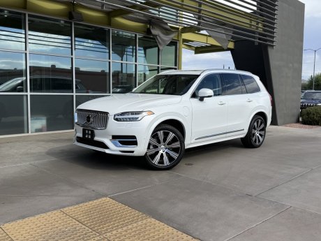 2024 Volvo XC90 Recharge Plug-In Hybrid Ultimate Bright Theme