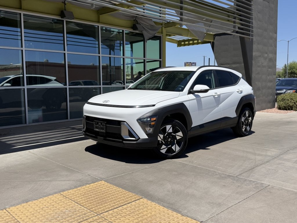 2025 Hyundai Kona SEL Convenience (216905) Main Image