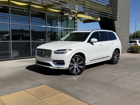 2024 Volvo XC90 Plus Bright Theme