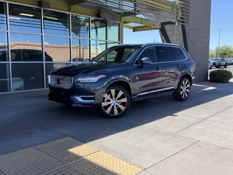 2024 Volvo XC90 Recharge Plug-In Hybrid Ultimate Bright Theme