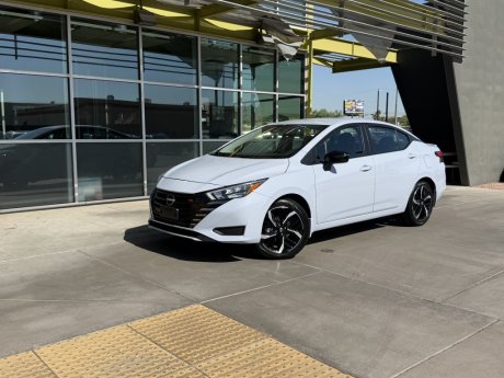 2025 Nissan Versa SR