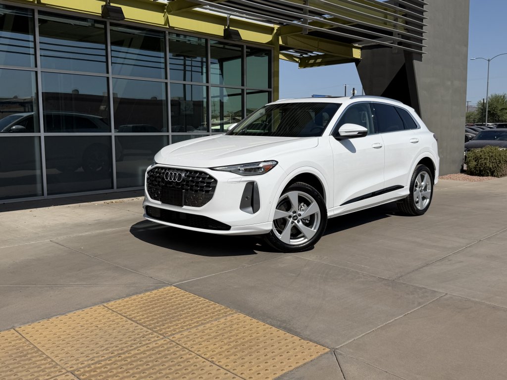 2025 Audi Q5 Premium Plus