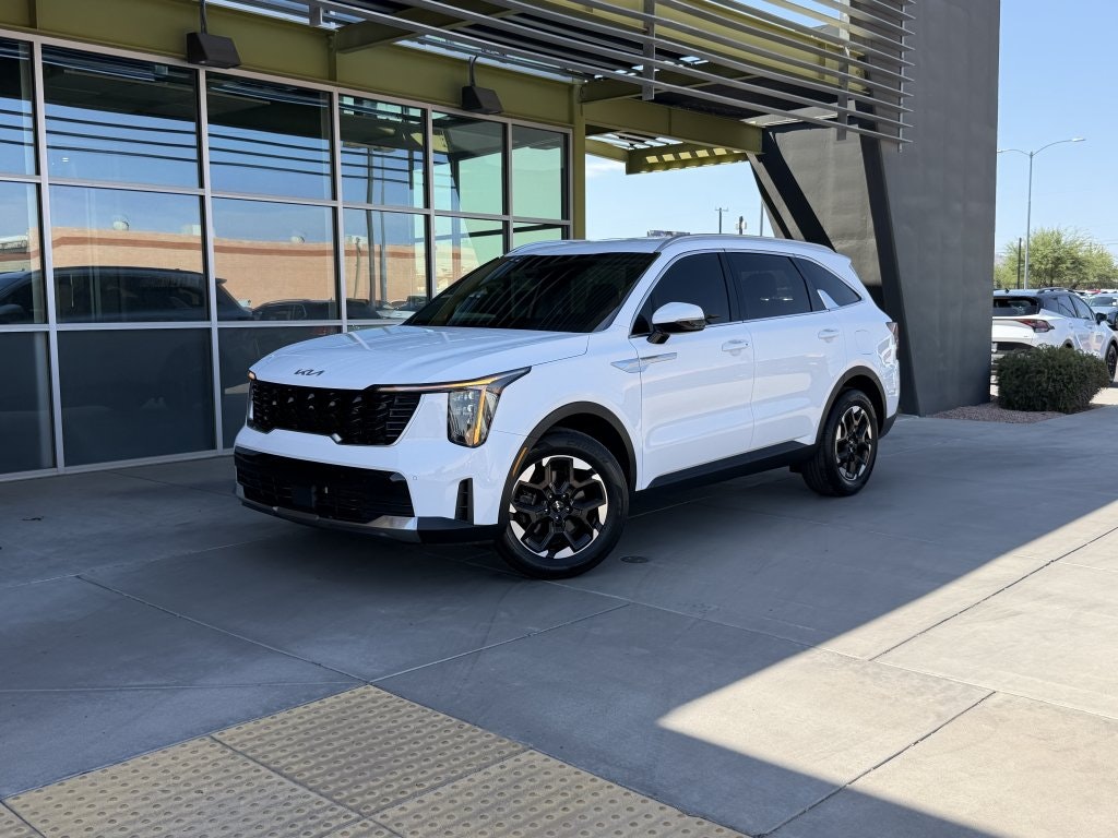 2025 Kia Sorento S (332926) Main Image