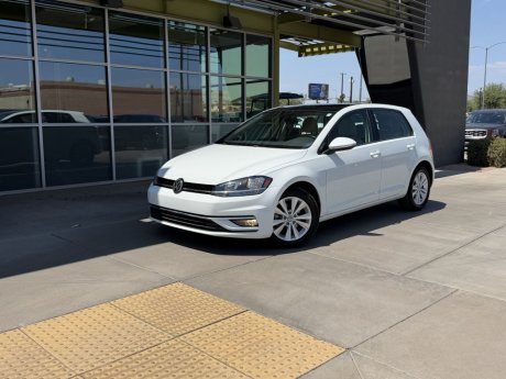 2018 Volkswagen Golf SE