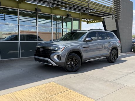 2025 Volkswagen Atlas 2.0T Peak Edition