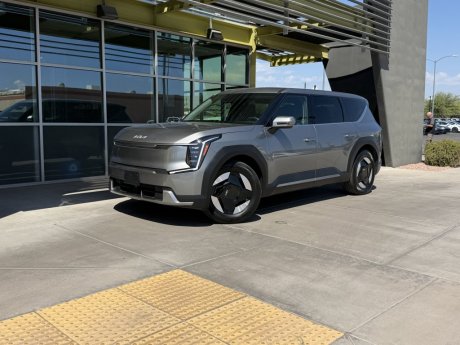 2024 Kia EV9 Light Long Range