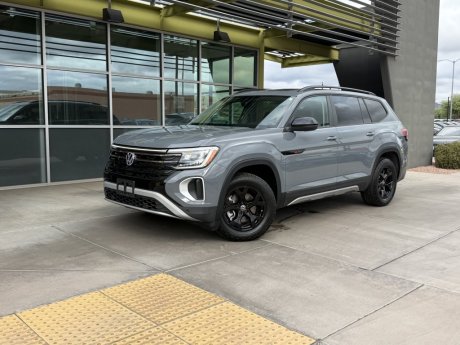 2024 Volkswagen Atlas 2.0T Peak Edition SE w/Technology