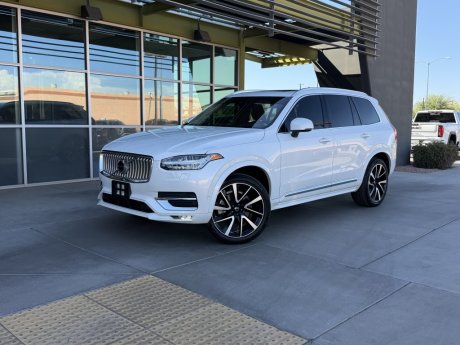 2024 Volvo XC90 Ultimate Bright Theme