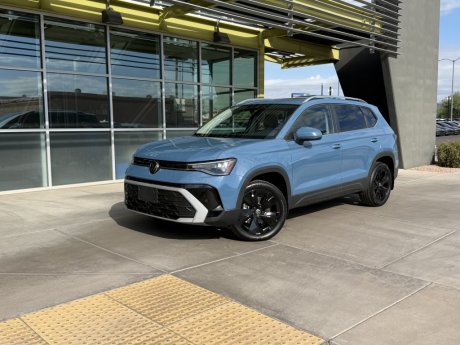 2025 Volkswagen Taos SE
