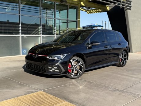 2024 Volkswagen Golf GTI SE