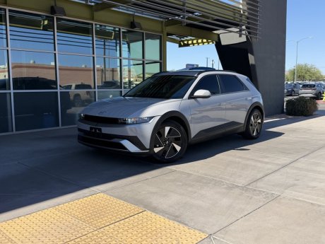 2025 Hyundai Ioniq 5 SEL