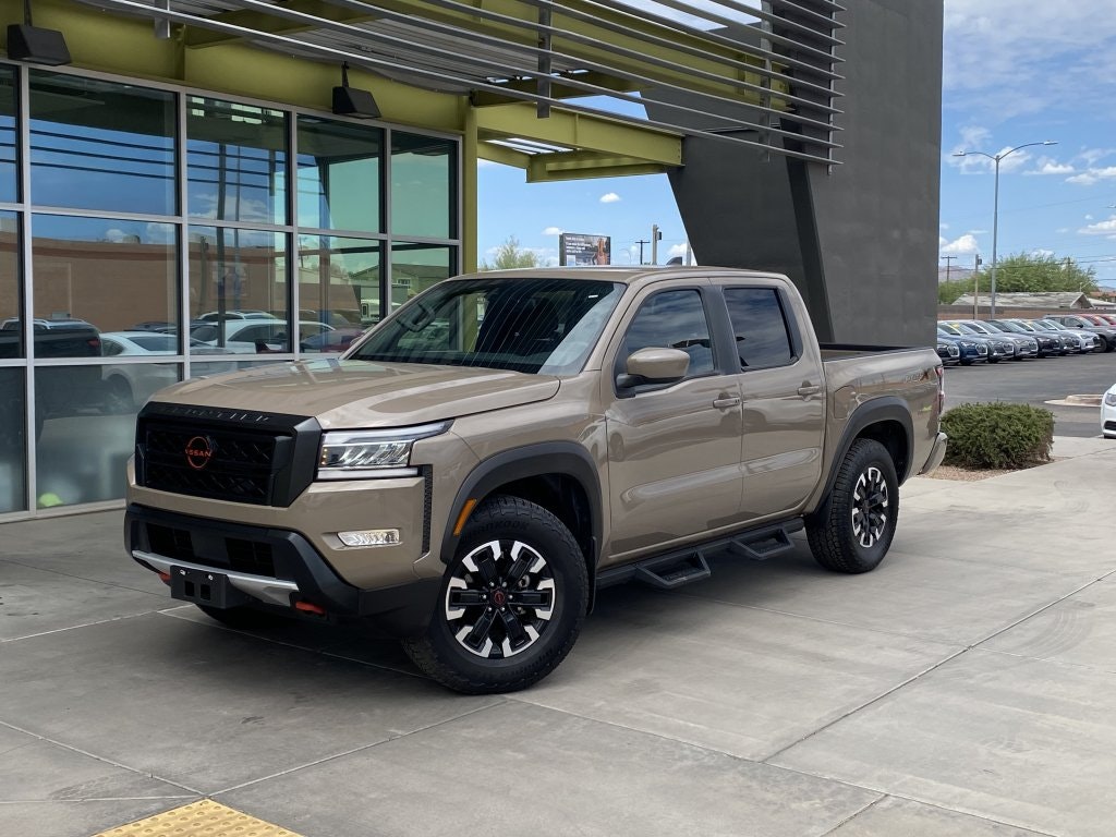 2022 Nissan Frontier PRO-X (614298) Main Image
