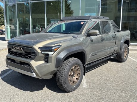 2025 Toyota Tacoma Hybrid TRAILHUNTER 