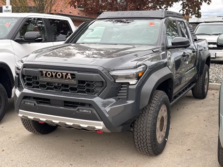 2025 Toyota Tacoma Hybrid TRAILHUNTER 