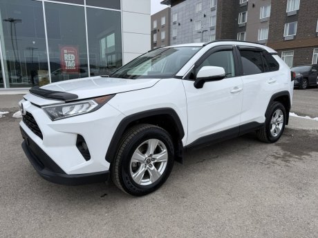 2021 Toyota RAV4 XLE 