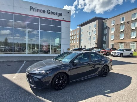 2025 Toyota Camry Hybrid SE Upgrade 