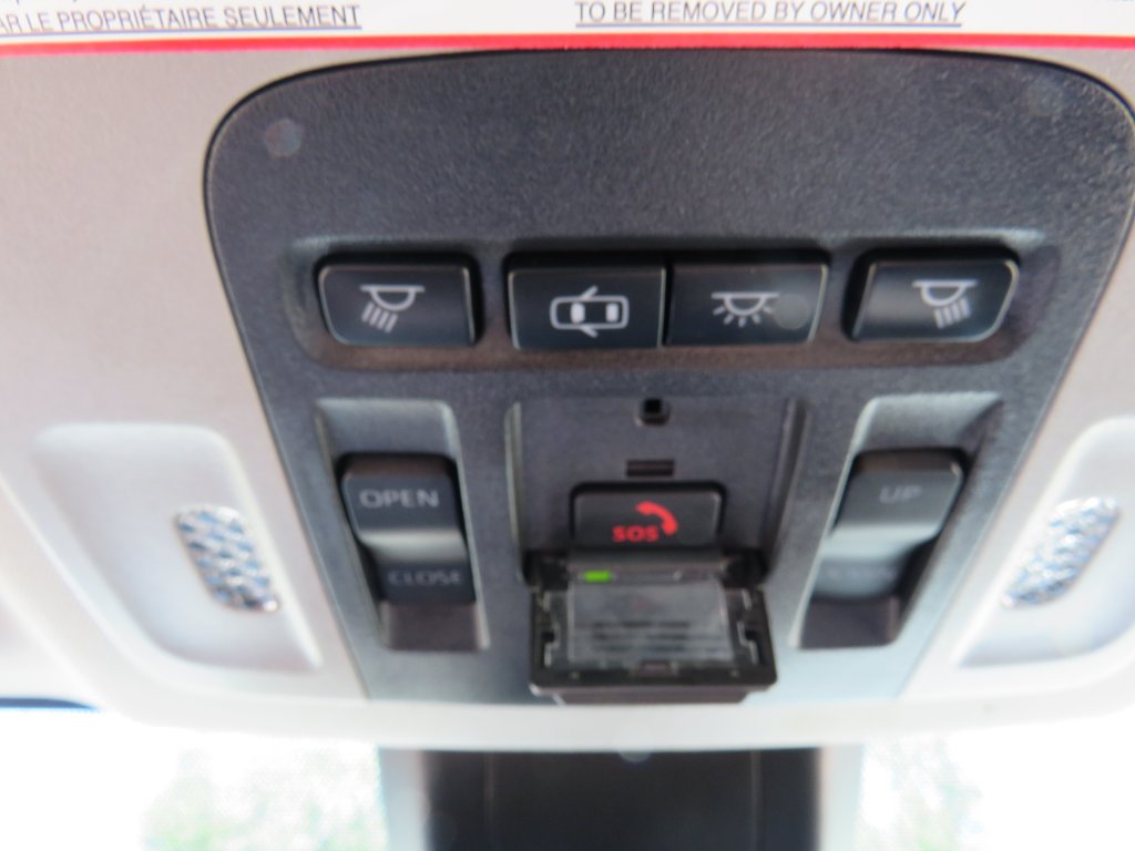 2020 Toyota Camry SE (Q3361A) Photo 26