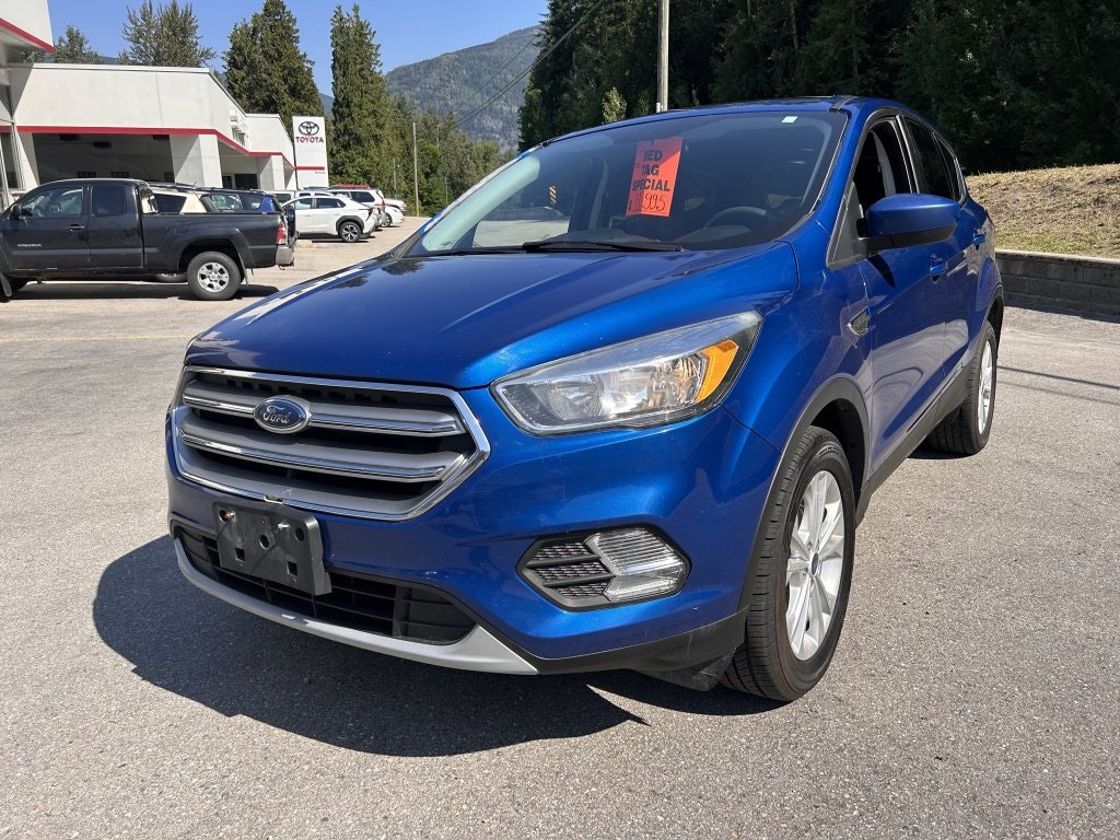 2017 Ford Escape SE (24686) Main Image