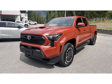2025 Toyota Tacoma TRDSport Premium 