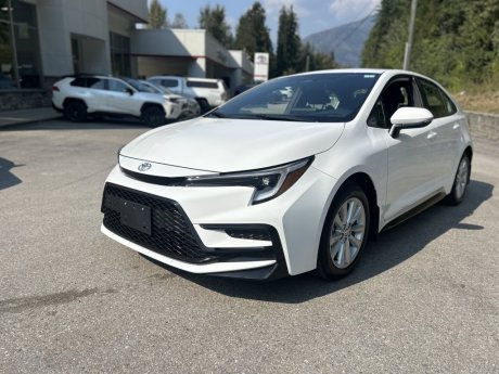 2025 Toyota Corolla SE 