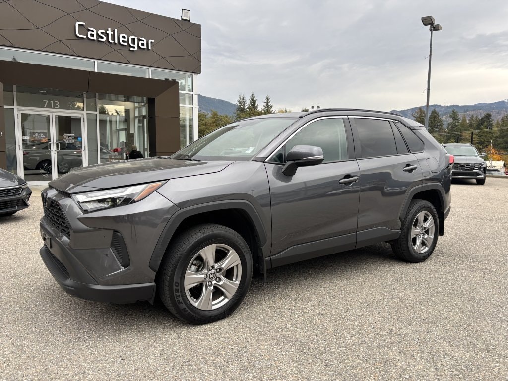 2022 Toyota RAV4 XLE (55044) Main Image