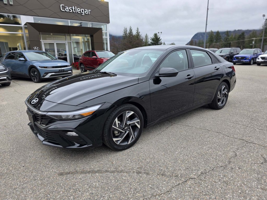 2024 Hyundai Elantra Preferred (50905) Main Image