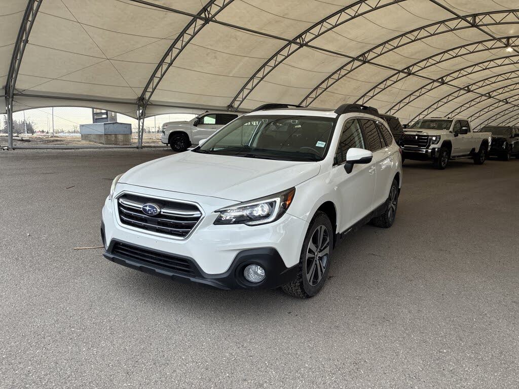 2017 Subaru Outback Touring AWD (T-5458-1) Main Image