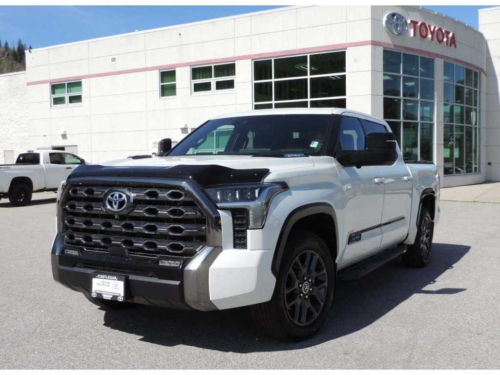 2022 Toyota Tundra Platinum Hybrid 4X4 (U-4417-1) Main Image