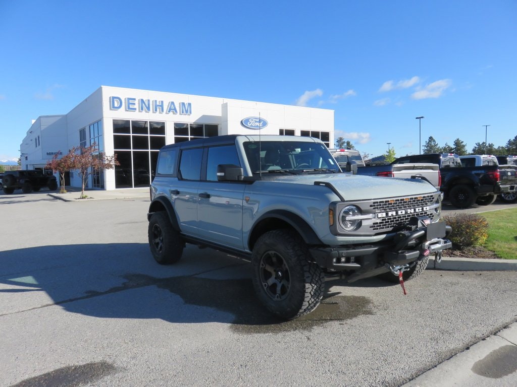 2024 Ford Bronco Badlands w/ Warn Winch, 34" Duratracs, Fuel Rims & More! (DT24068) Main Image