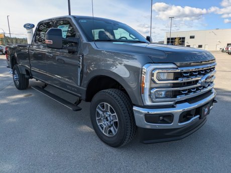 2025 Ford F350 Crewcab 4x4 w/ Lariat Ultimate Package - 6.7L Diesel! - EMPLOYEE PRICING ON NOW! 