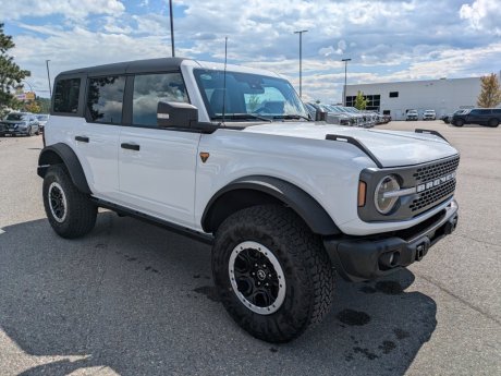 2025 Ford Bronco Badlands 4x4 w/ Sasquatch Package! Manual Transmission - EMPLOYEE PRICING ON NOW! 
