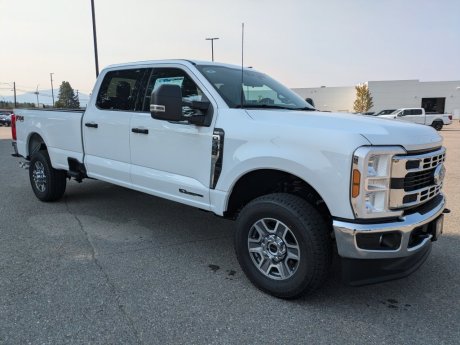 2025 Ford Super Duty F-350 SRW XLT 