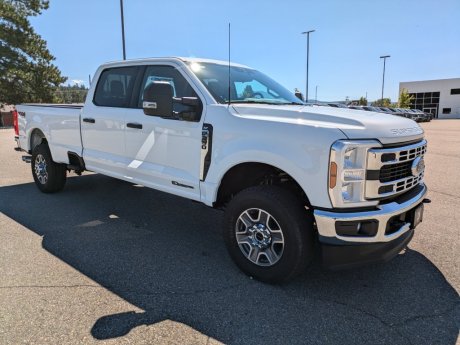 2025 Ford Super Duty F-350 SRW XLT 