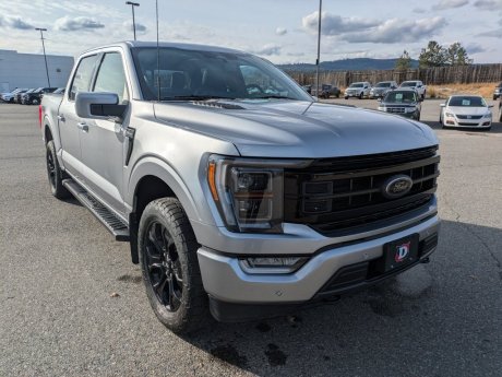 2023 Ford F-150 Lariat Supercrew 4x4 w/ Sport Package! 