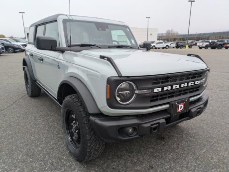 2022 Ford Bronco Black Diamond 
