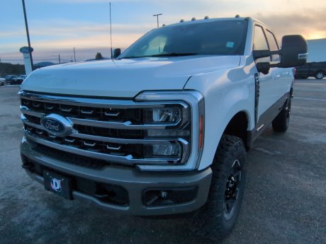 2026 Ford Super Duty F-350 SRW King Ranch Crewcab 4x4 w/ TREMOR Package! - Diesel! 