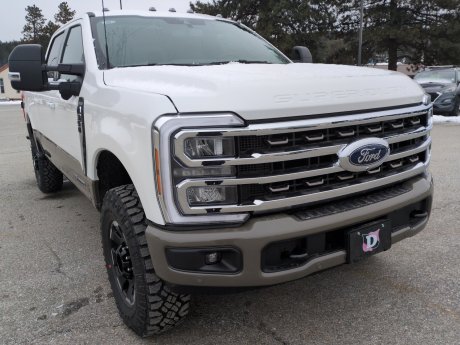 2026 Ford Super Duty F-350 SRW King Ranch Crewcab 4x4 w/ TREMOR Package! - Diesel! 