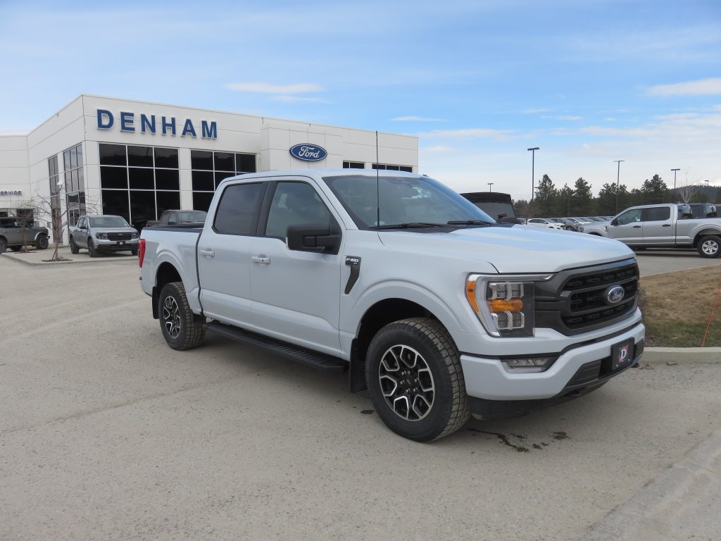 2022 Ford F-150 XLT Supercrew 4x4 w/ Sport Package! (T22247A) Main Image