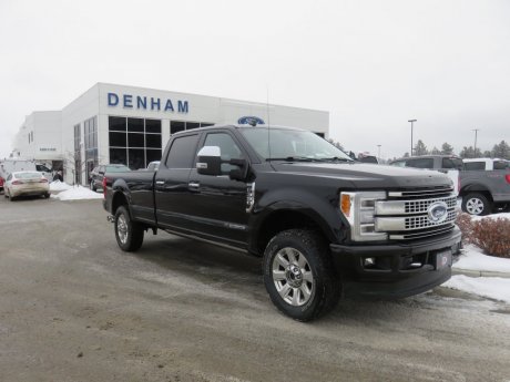 2019 Ford Super Duty F-350 SRW Platinum Crewcab 4x4 - 6.7L Diesel!