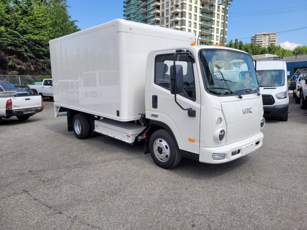 2023 VMC 1200 (V123001) Main Image