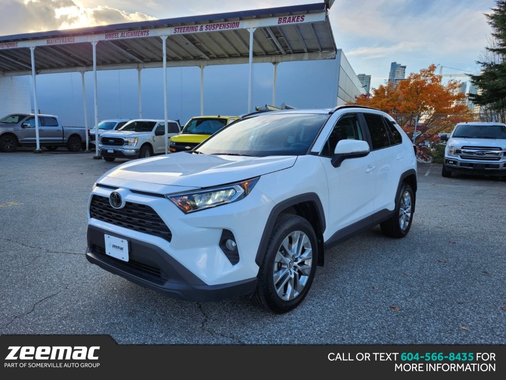 2021 Toyota RAV4 XLE (TR21002) Main Image